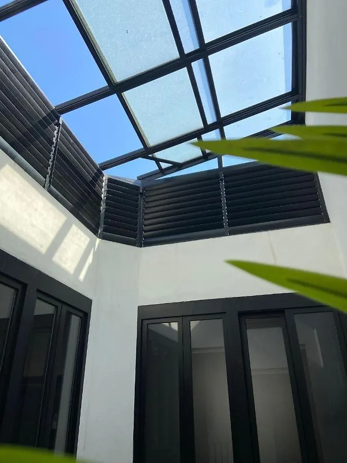 Oma Cadiz Apartments